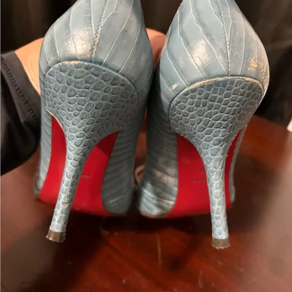 Tommy Hilfiger Blue Crisscross Heels with Pink Interior - Picture 3 of 12